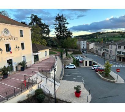 La Cigogne Lejlighedshotel Panissieres Eksteriør billede